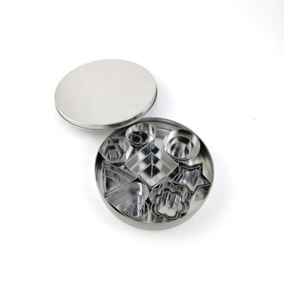 High Quality 24 pcs Geometric figure Stainless Steel Heart Star Flower Mini Cookie Cutter Set